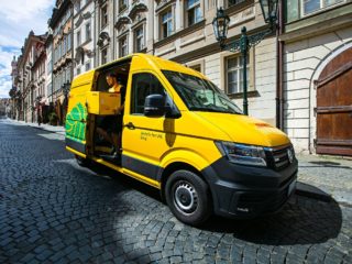 dhl-elektromobil-volkswagen-e-crafter- (4)