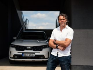 KIA_Jaromir_Jagr_Sorento_PHEV_05