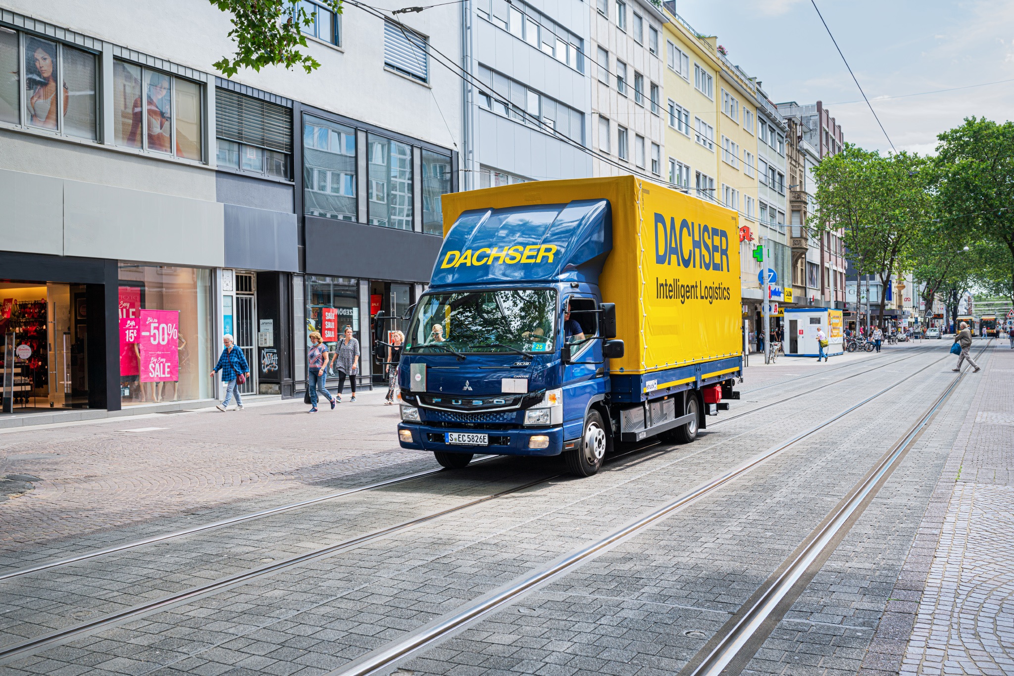 eActros_DACHSER Emission-Free Delivery