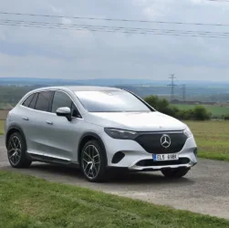 Test Mercedes-Benz EQE SUV: Luxusní elektrické SUV s překvapivou dynamikou